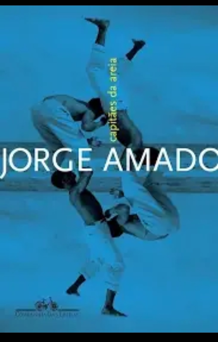 #desafio 365 dias

Dia 01 - 1 - Qual seu livro preferido dentre todos (sem ser seu)?

É uma pergunta deveras complexa, muitos são os livros que me mudaram e me tornaram em poeta. Vou de Capitães da Areia, do grandioso Jorge Amado, um livro que reflete as infinitas nuances da sociedade não só baiana, como brasileira como um todo. Um grupo de garotos, moradores de um trapiche abandonado, que cometem crimes para sobreviver sempre correndo o risco de parar no reformatório (o que efetivamente ocorre numa parte da história). Jorge Amado revela uma verdade nua e crua, nos choca e nos cativa com esses garotos